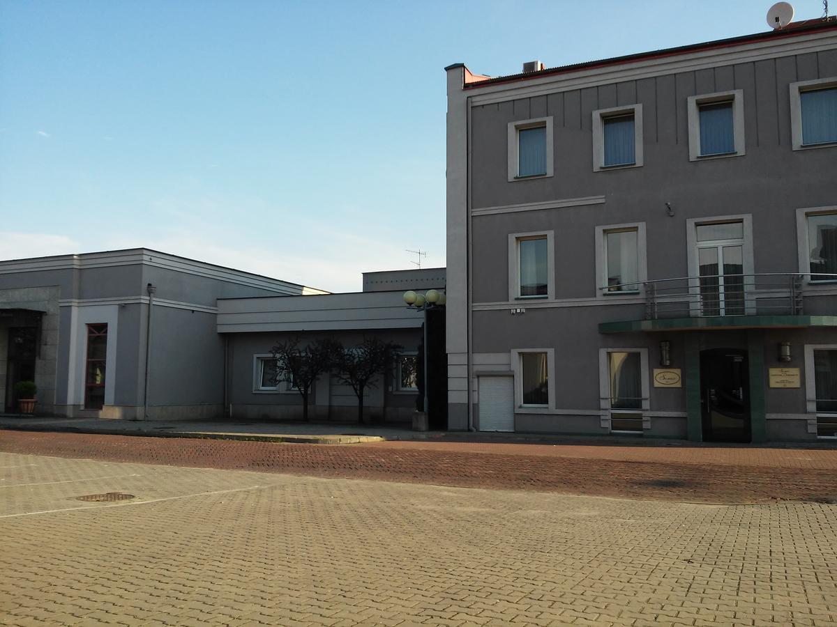 Hotel Sonex Czestochowa Exterior photo